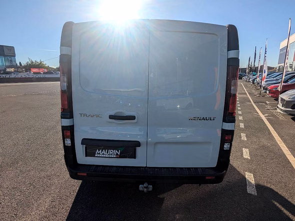 RENAULT Trafic Fg L1H1 2T8 2.0 Blue dCi 130ch Confort - Miniature 5