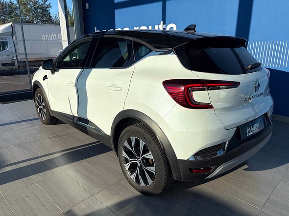 RENAULT Captur 1.3 TCe mild hybrid 140ch Techno - Miniature 6