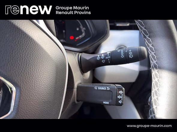 RENAULT Clio 1.6 E-Tech hybride 145ch Techno - Miniature 20
