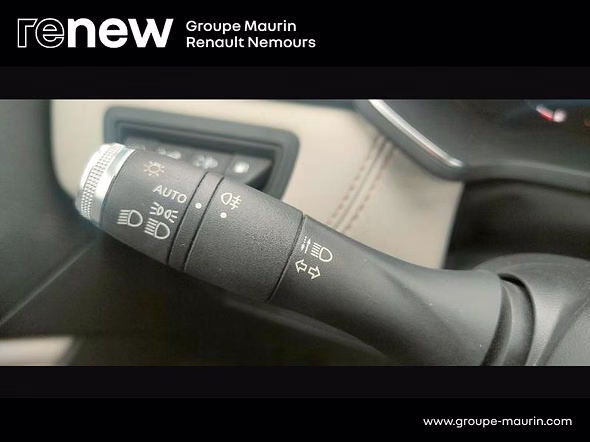 RENAULT Captur 1.6 E-Tech hybride rechargeable 160ch Initiale Paris -21 - Miniature 24