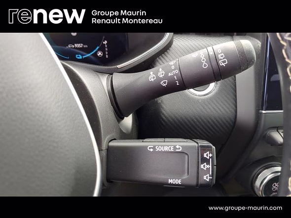 RENAULT Clio 1.6 E-Tech hybride 145ch Engineered - Miniature 25