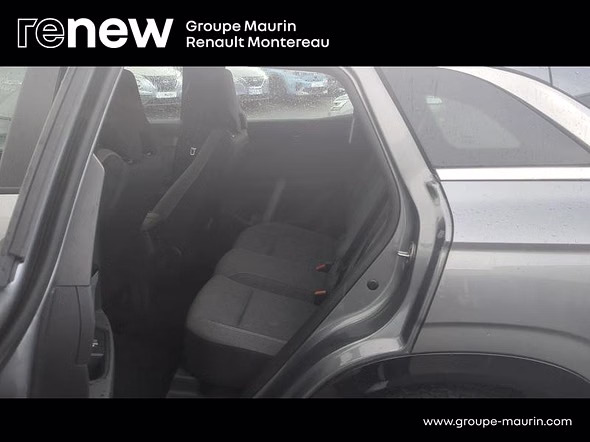 RENAULT Austral 1.2 TCe mild hybrid advanced 130ch Evolution - 23 - Miniature 11