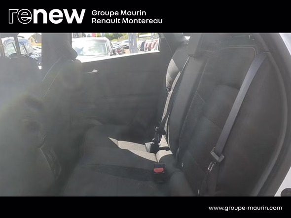 RENAULT Captur 1.6 E-Tech full hybrid 145ch Evolution - Miniature 11