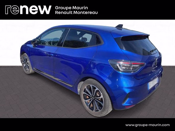 RENAULT Clio 1.6 E-Tech 145ch full hybrid Techno - 24 - Vue 3