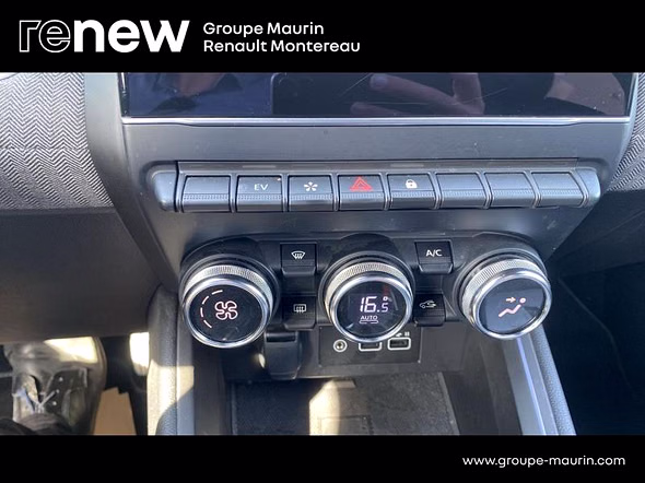 RENAULT Clio 1.6 E-Tech 145ch full hybrid Techno - 24 - Miniature 21