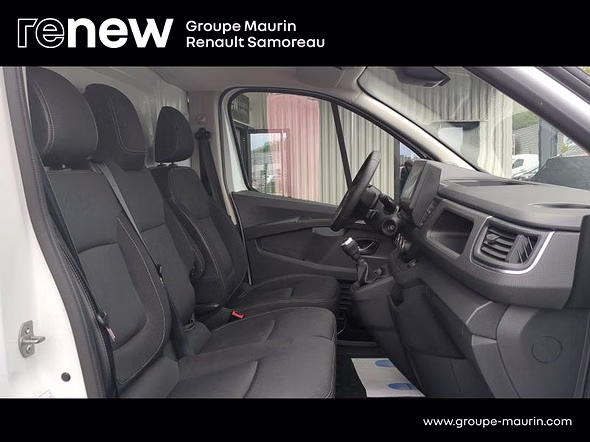 RENAULT Trafic Fg L1H1 2T8 2.0 Blue dCi 130ch Grand Confort E6E - Vue 2