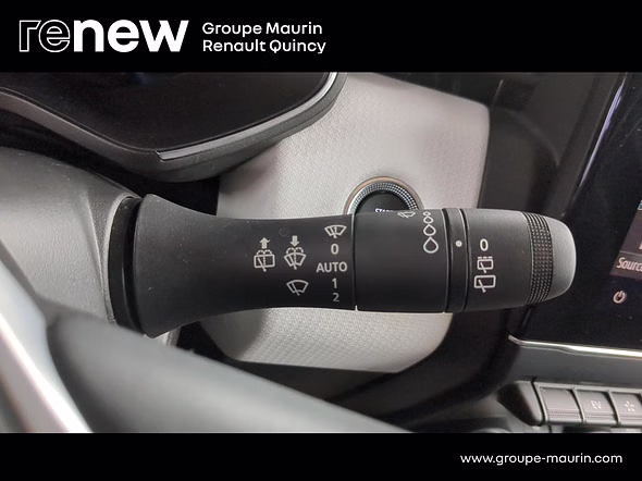 RENAULT Clio 1.6 E-Tech hybride 145ch Techno - Miniature 16