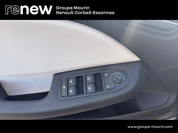 RENAULT Clio 1.6 E-Tech hybride 145ch Techno - Miniature 20