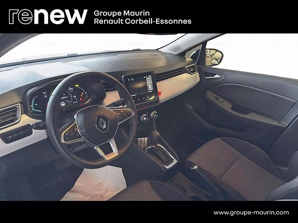RENAULT Clio Réversible 1.6 E-Tech full hybrid 145 Evolution - Miniature 9