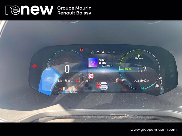RENAULT Captur 1.6 E-Tech hybride 145ch Techno Fast Track - Miniature 10
