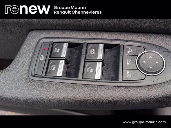RENAULT Clio 1.0 TCe 100ch RS Line - Miniature 17