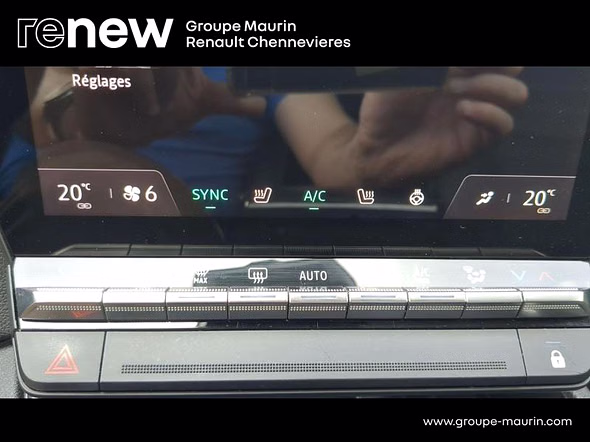 RENAULT Austral 1.2 E-Tech full hybrid 200ch Iconic - Miniature 30