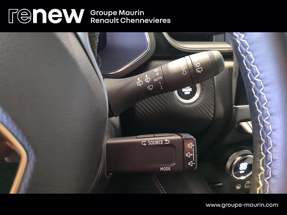 RENAULT Captur 1.6 E-Tech hybride 145ch Engineered - Miniature 14