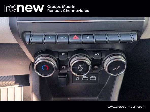 RENAULT Clio 1.6 E-Tech 145ch full hybrid Evolution - Miniature 28