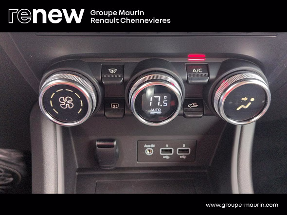 RENAULT Captur 1.6 E-Tech hybride 145ch Business -21 - Miniature 31