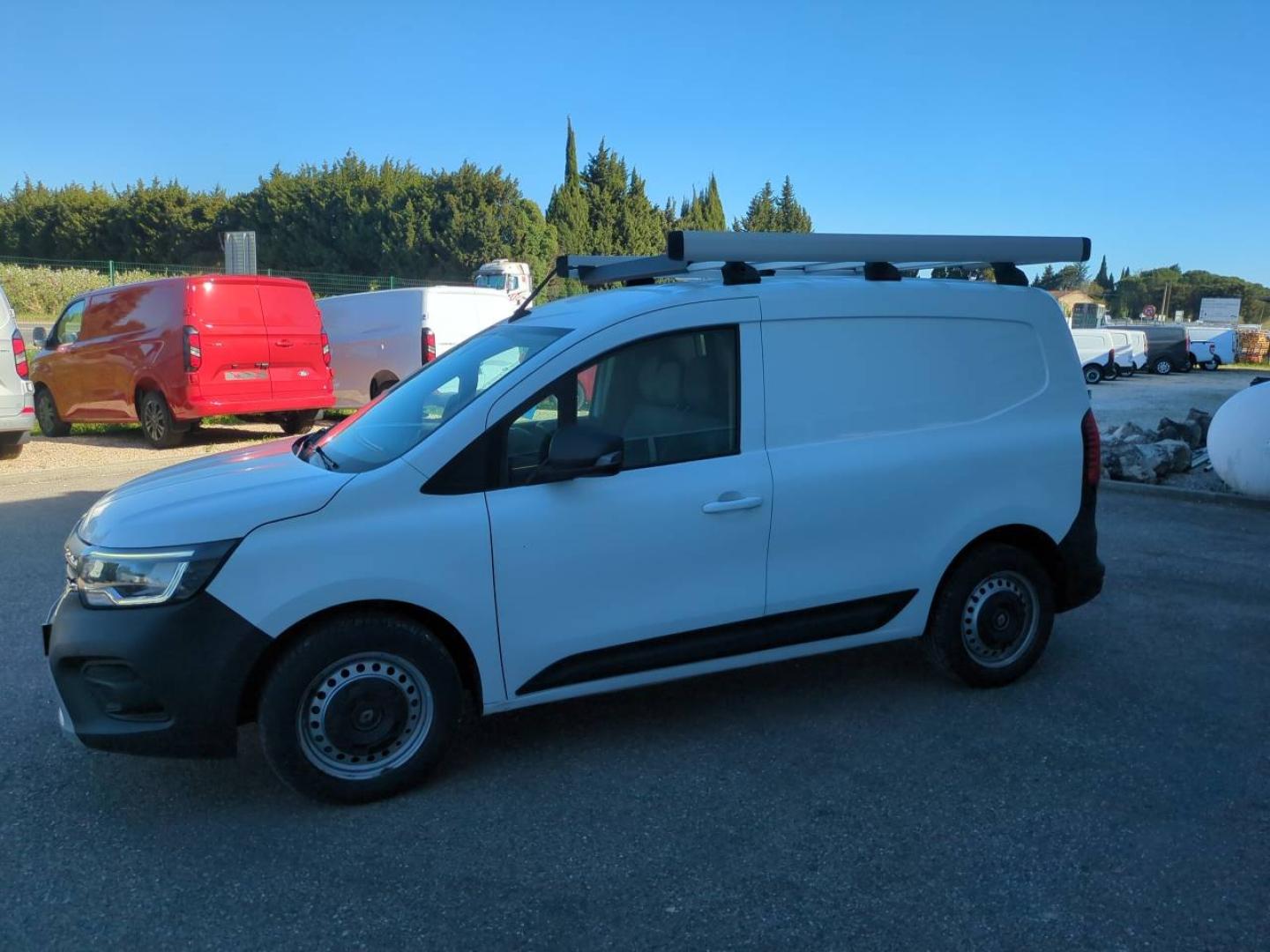 RENAULT Kangoo Van L1 1.5 Blue dCi 95ch Grand Confort - 22 - Photo 4