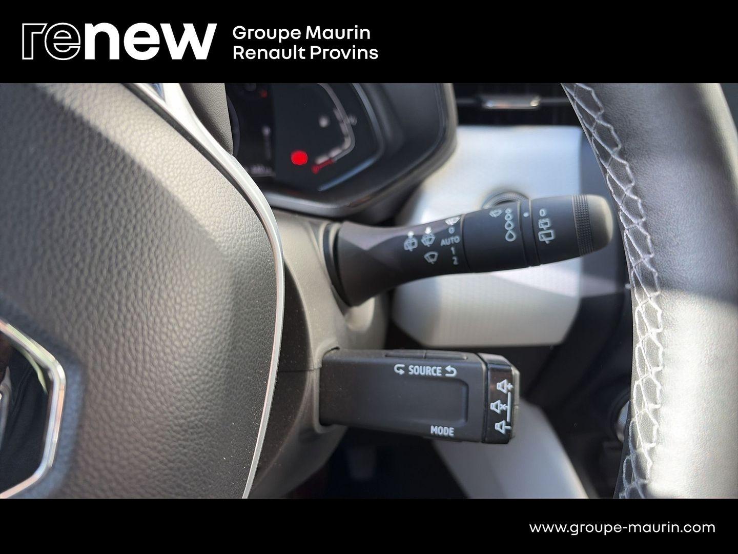 RENAULT Clio 1.6 E-Tech hybride 145ch Techno - Photo 20
