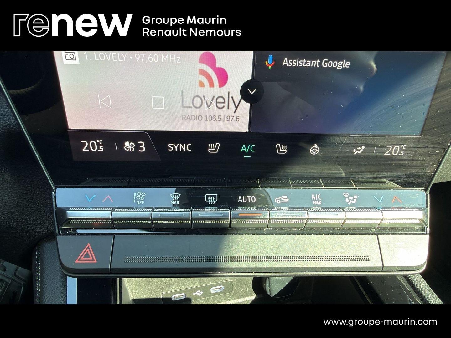 RENAULT Austral 1.2 E-Tech full hybrid 200ch Iconic - Photo 26