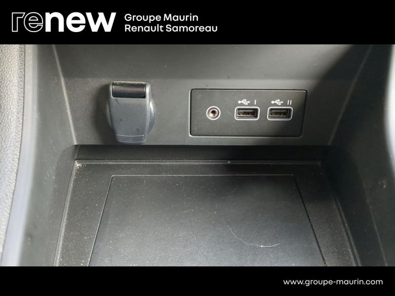 RENAULT Captur 1.6 E-Tech hybride 145ch Evolution - Photo 24
