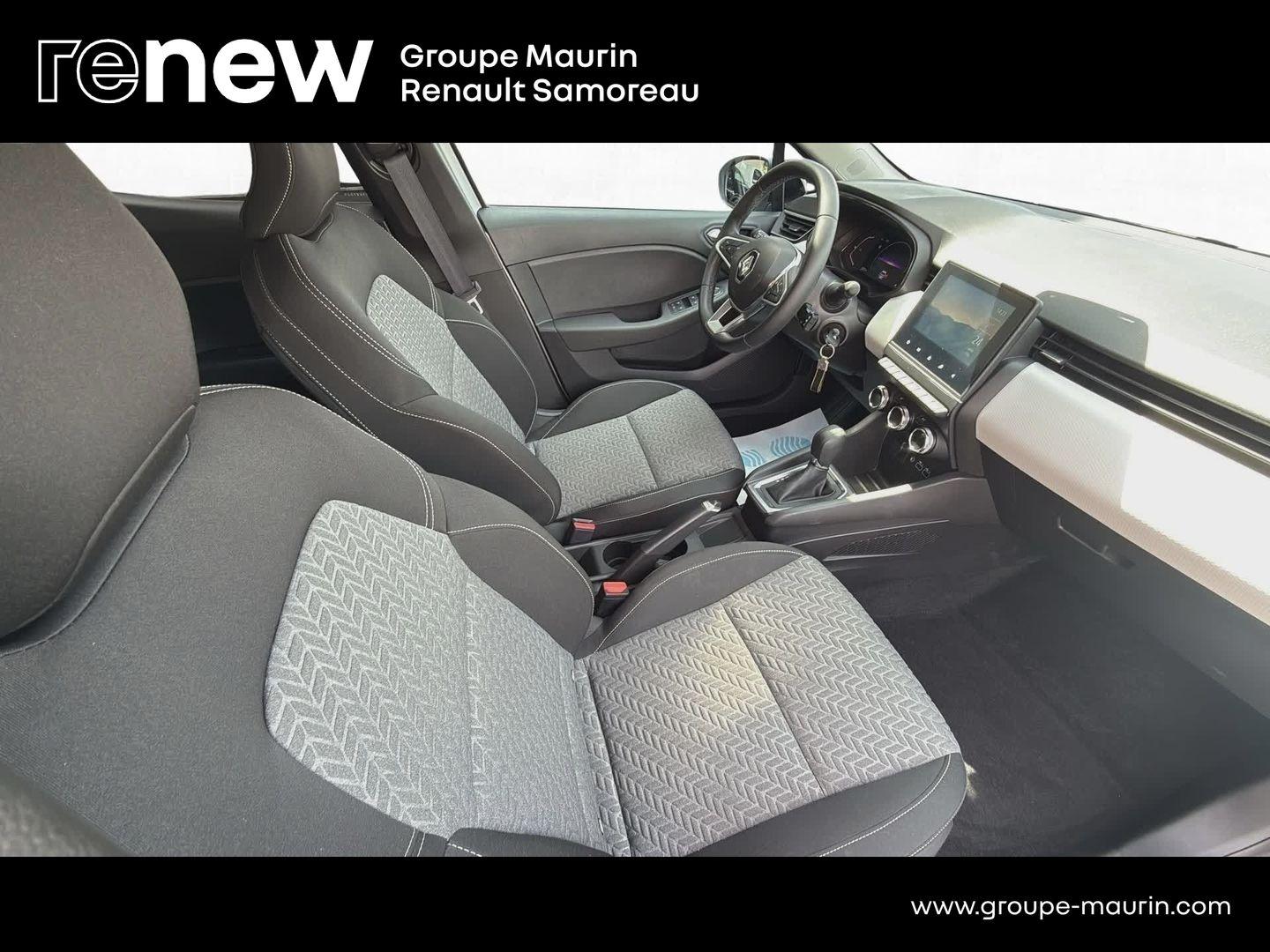 RENAULT Clio 1.6 E-Tech hybride 145ch Evolution - Photo 16
