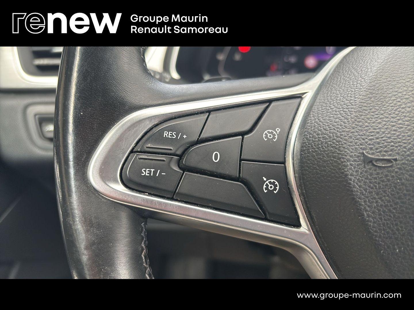 RENAULT Captur 1.5 Blue dCi 115ch Intens EDC - Photo 17