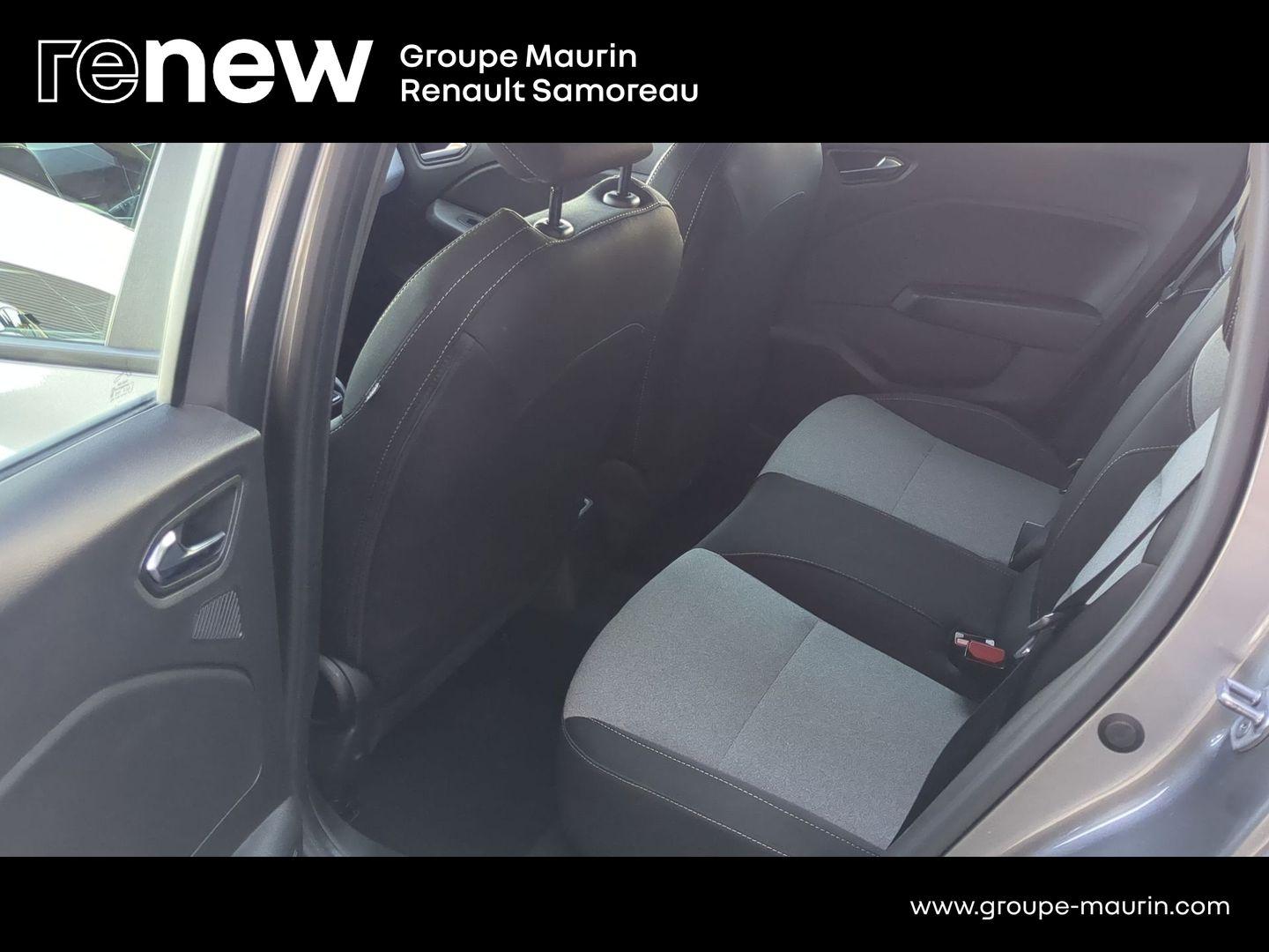 RENAULT Clio 1.5 dCi 100ch Evolution - 25 - Photo 10