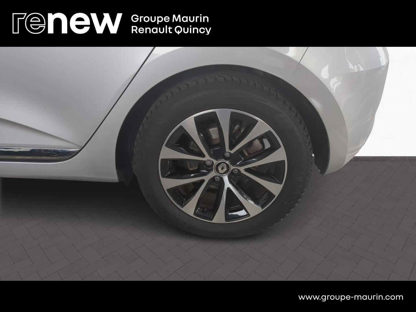 RENAULT Clio 1.6 E-Tech hybride 145ch Techno - Photo 27