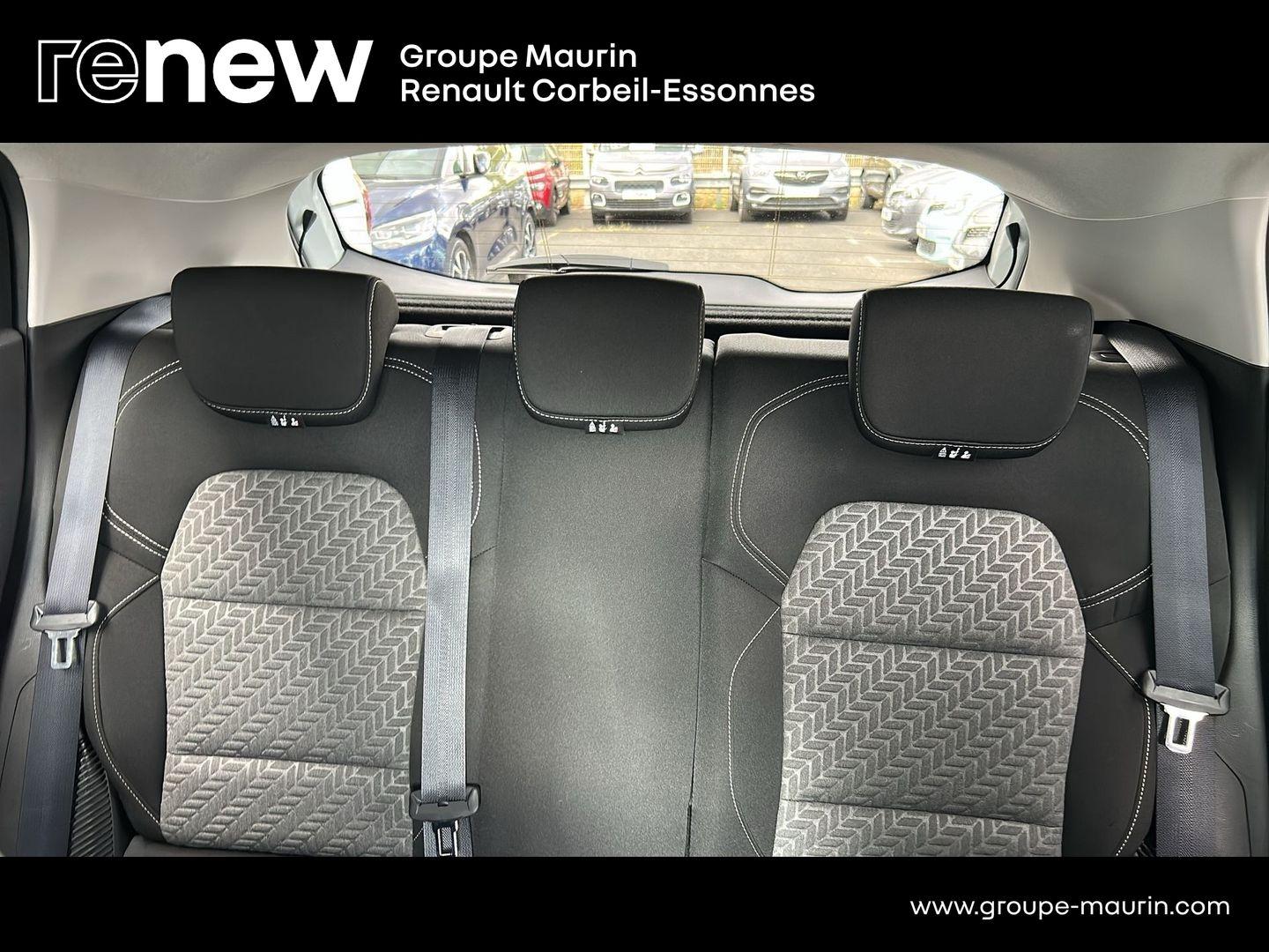 RENAULT Clio 1.6 E-Tech hybride 145ch Evolution - Photo 22