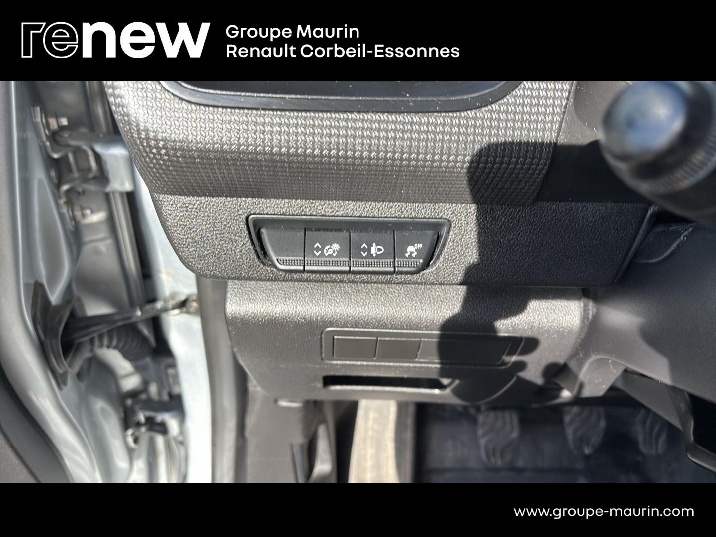 RENAULT Kangoo Van L1 1.3 TCe 100ch Grand Confort - 22 - Photo 27