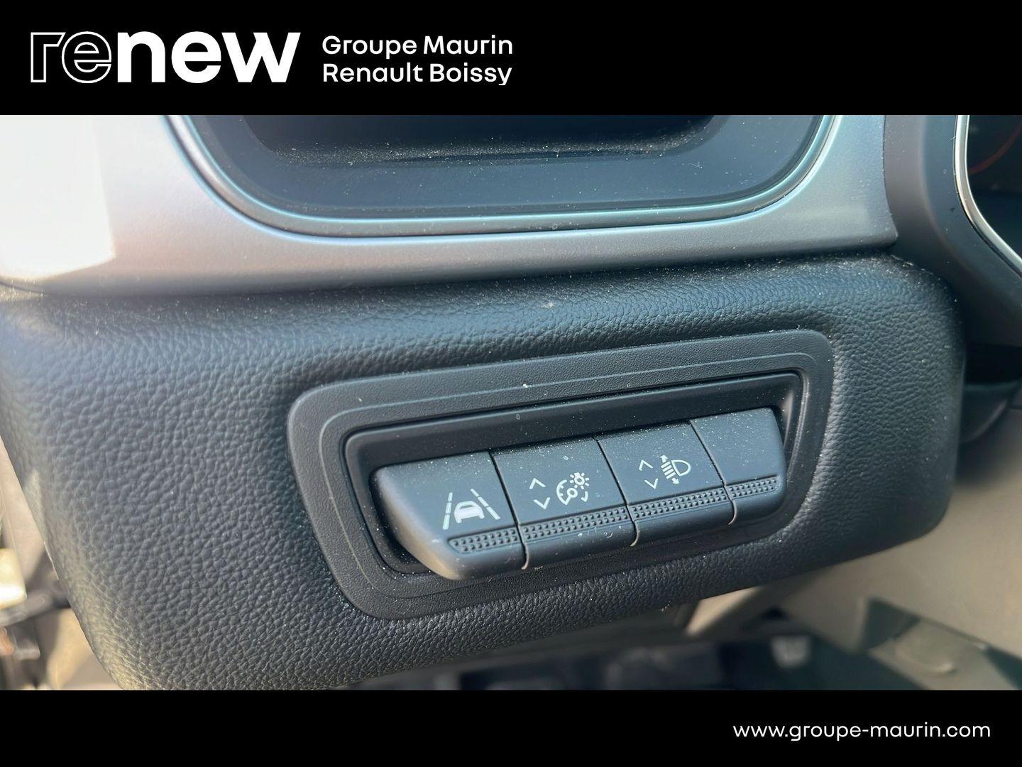 RENAULT Captur 1.6 E-Tech hybride 145ch Techno Fast Track - Photo 26