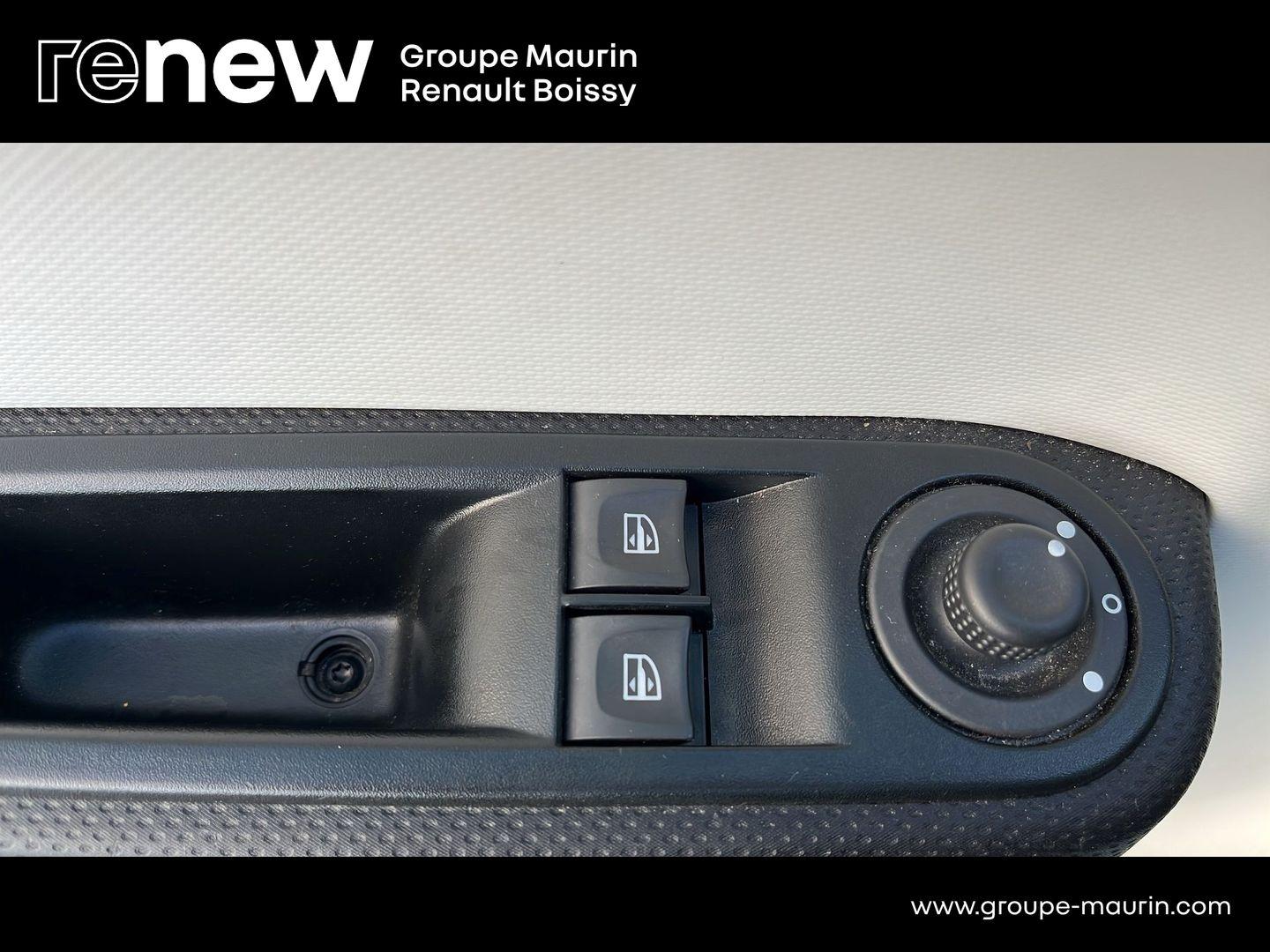 RENAULT Twingo 1.0 SCe 65ch Equilibre - Photo 21