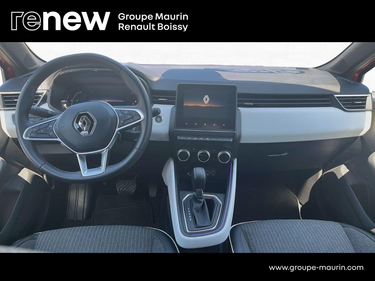 RENAULT Clio 1.6 E-Tech hybride 145ch Techno - Photo 9