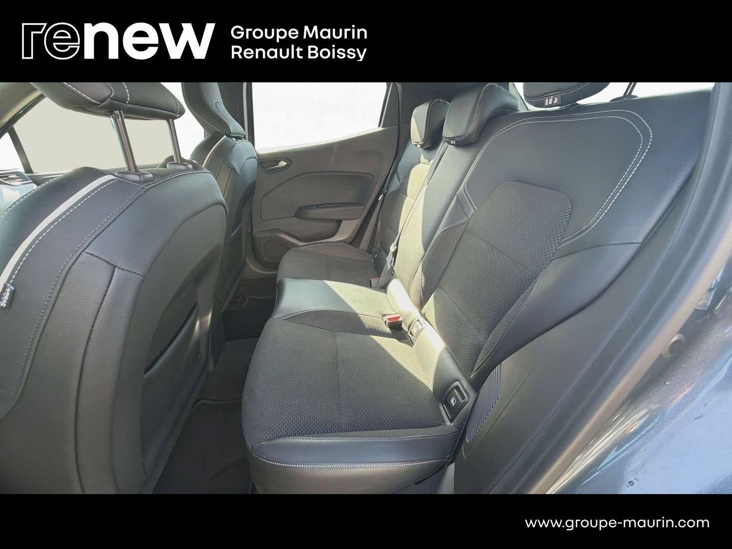 RENAULT Clio 1.6 E-Tech 140ch Intens -21 - Photo 12