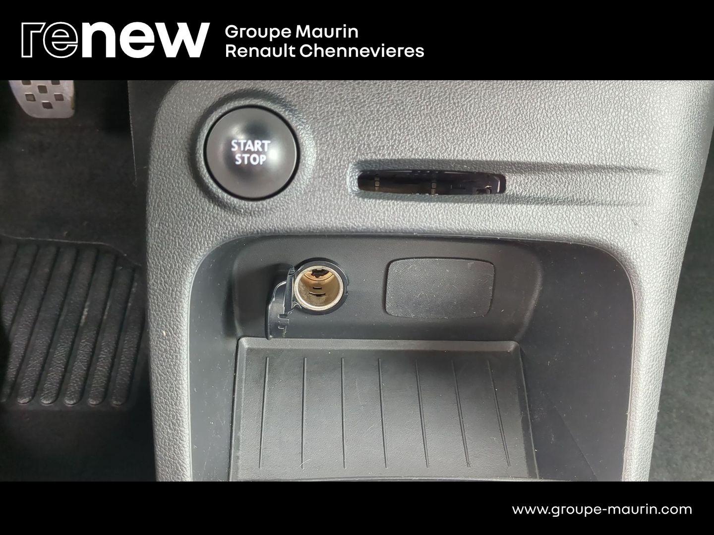 RENAULT Captur 0.9 TCe 90ch energy Intens Euro6c - Photo 27