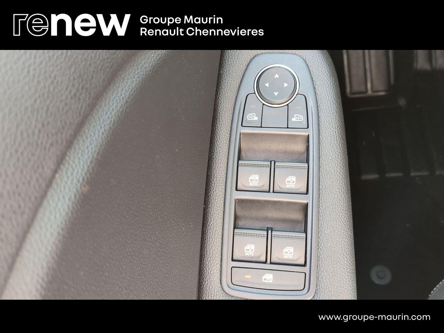 RENAULT Clio 1.0 TCe 90ch Evolution - Photo 25