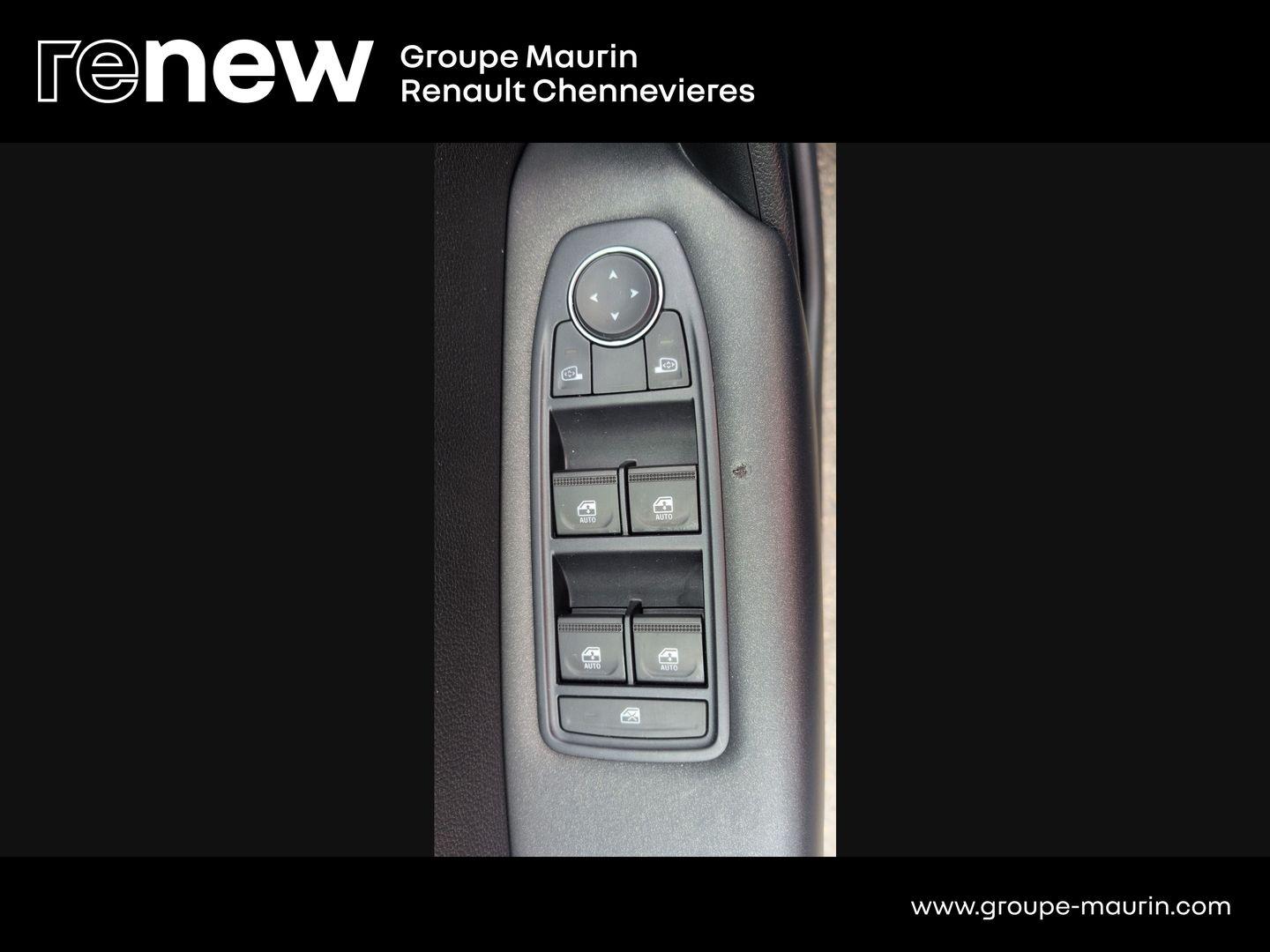 RENAULT Captur 1.6 E-Tech hybride 145ch Business -21 - Photo 20