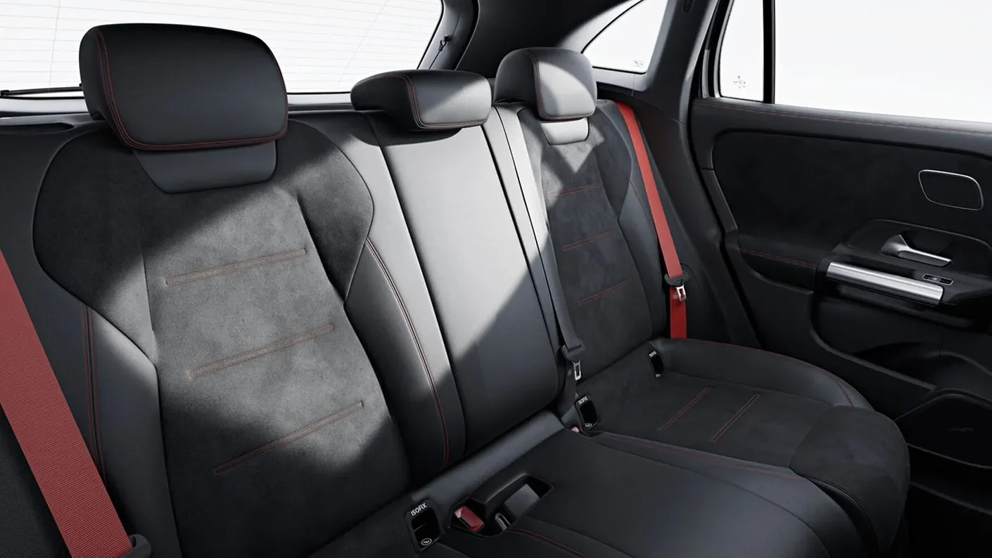 AMG GLA intérieur 5