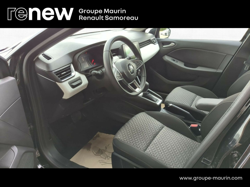 RENAULT Clio d’occasion à vendre à FONTAINEBLEAU chez DPL - GARAGE DU CENTRE (Photo 17)