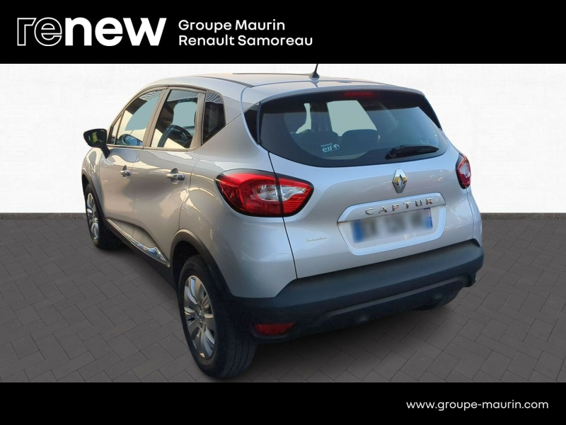 RENAULT Captur d’occasion à vendre à FONTAINEBLEAU chez DPL - GARAGE DU CENTRE (Photo 4)