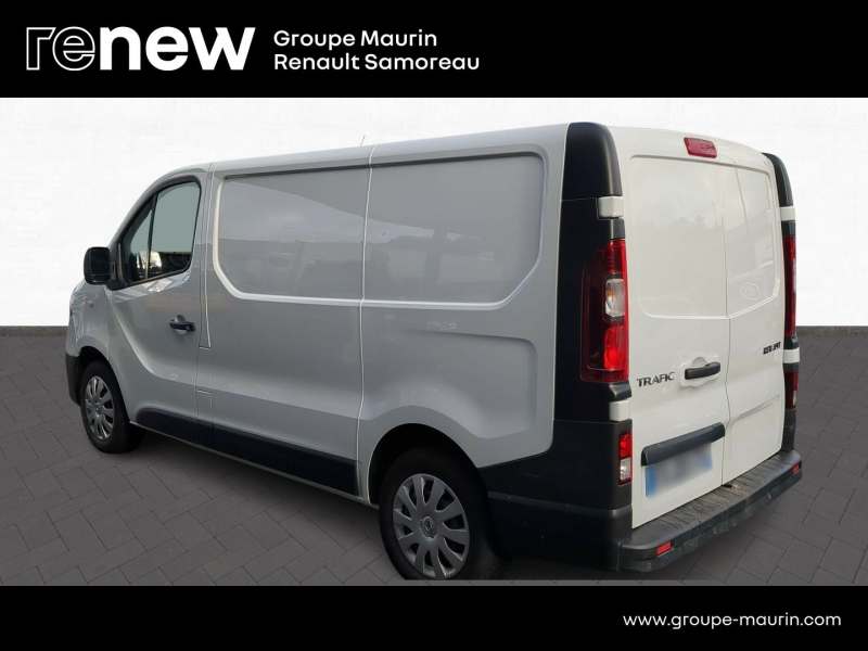 RENAULT Trafic Fg VUL d’occasion à vendre à FONTAINEBLEAU chez DPL - GARAGE DU CENTRE (Photo 3)