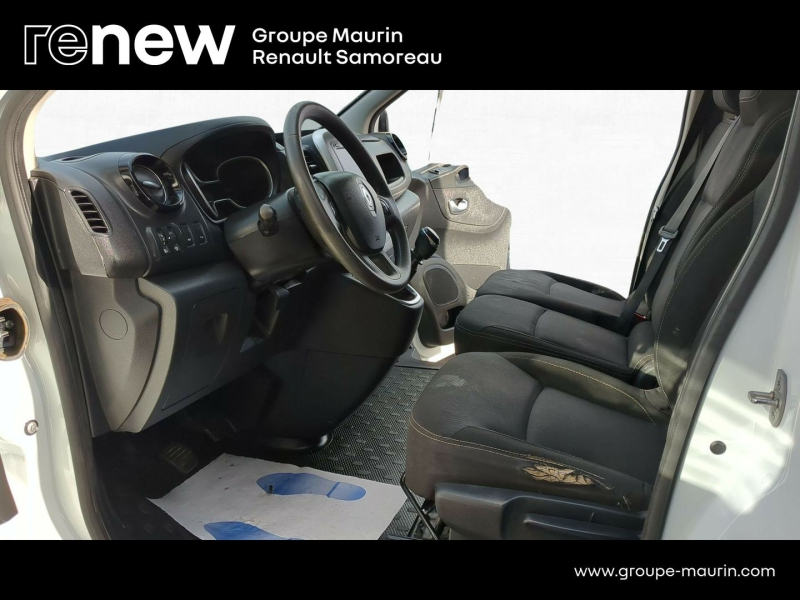 RENAULT Trafic Fg VUL d’occasion à vendre à FONTAINEBLEAU chez DPL - GARAGE DU CENTRE (Photo 11)