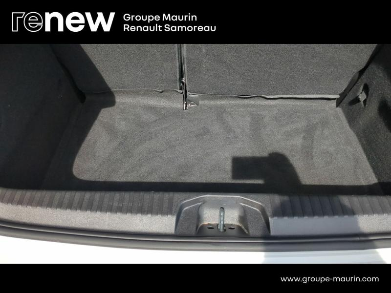 RENAULT Clio d’occasion à vendre à SAMOREAU chez DPL - GARAGE DU CENTRE (Photo 8)