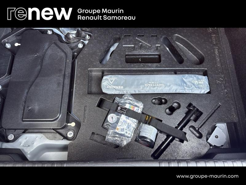 RENAULT Clio d’occasion à vendre à SAMOREAU chez DPL - GARAGE DU CENTRE (Photo 10)
