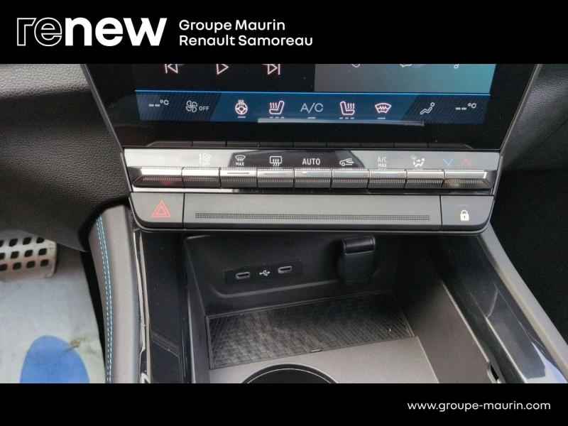 RENAULT  d’occasion à vendre à SAMOREAU chez DPL - GARAGE DU CENTRE (Photo 10)