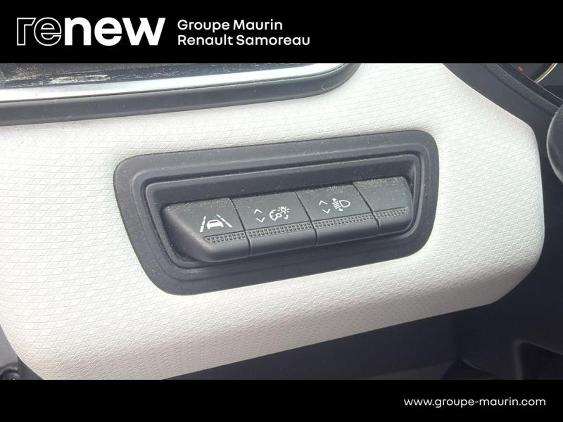 RENAULT Clio d’occasion à vendre à SAMOREAU chez DPL - GARAGE DU CENTRE (Photo 9)